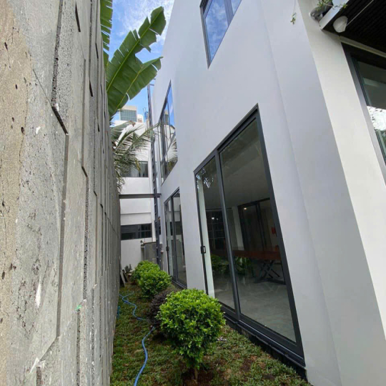 CỬA NHÔM KÍNH