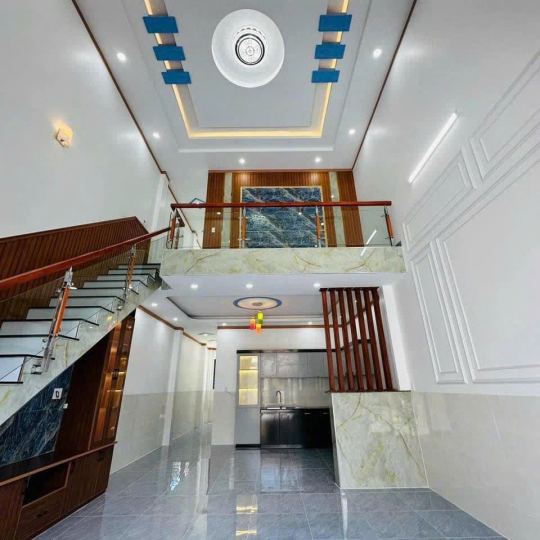 CẦU THANG KÍNH 